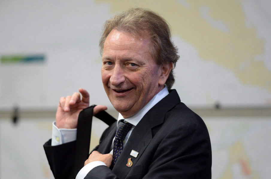 Ottawa Senators announce that owner Melnyk has died at the age of 62